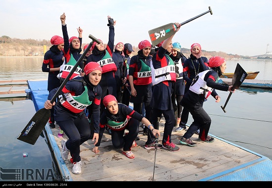 رقابت داغ دختران قایقران درتهران +گزارش تصویری