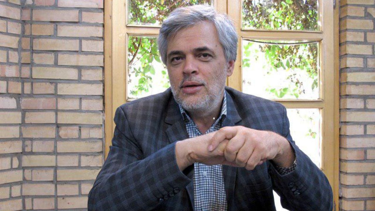 دولت ‌ در ‌ بازی مار ‌‌و ‌ پله حرکت می‌کند
