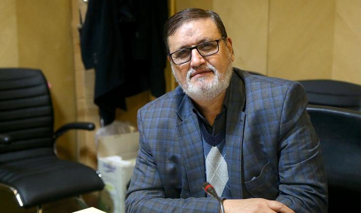 صحبتهایی برای تأیید صلاحیت احمدینژاد در جریان است صحبتهایی برای تأیید صلاحیت احمدینژاد در جریان است