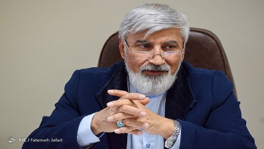 دوئل احمدی نژاد و حدادعادل  