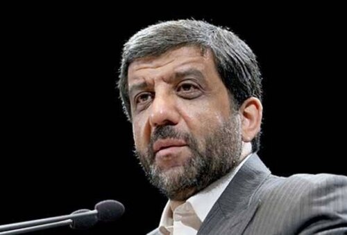 ضرغامی میخواهد زیر کدام میز بزند!؟ ضرغامی میخواهد زیر کدام میز بزند!؟