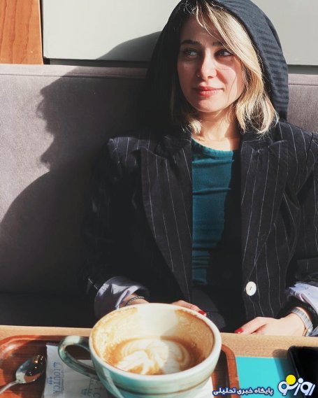 عکس زیبای الناز حبیبی در یک کافه عکس زیبای الناز حبیبی در یک کافه