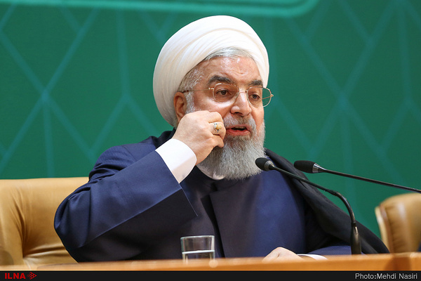 روحانی: فضای مجازی مفاسد بسیاری را از بین برده است/زندگی مردم متحول شده و دیگر سنتی نیست