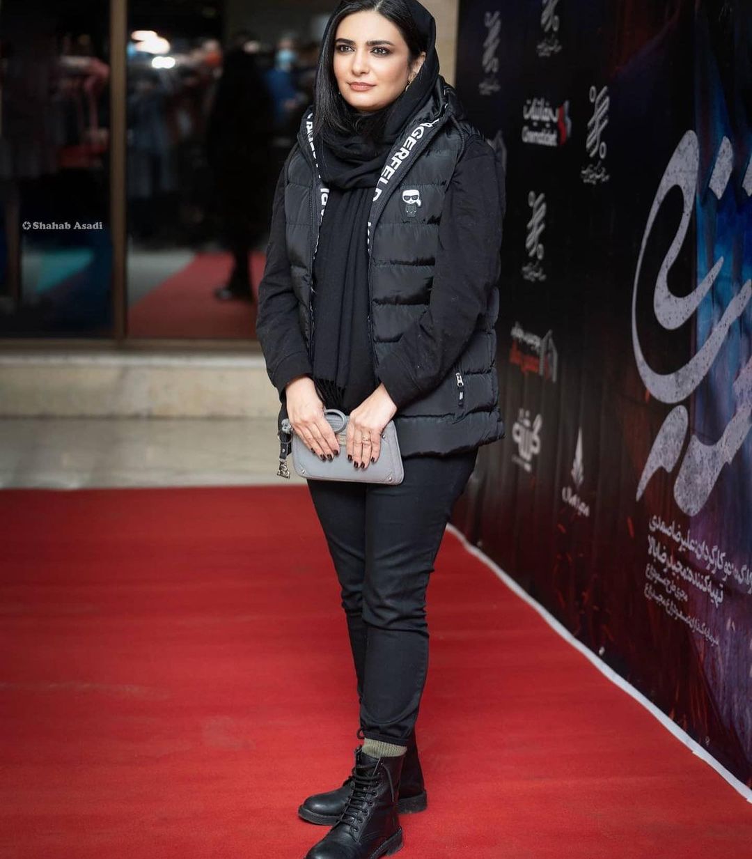 لیندا کیانی مانتو را رها کرد!/عکس لیندا کیانی مانتو را رها کرد!/عکس