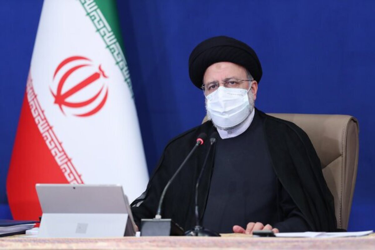 رئیسی: مادران و همسران شهدا الگوهای بی‌بدیل و مروجان مکتب ایثار هستند