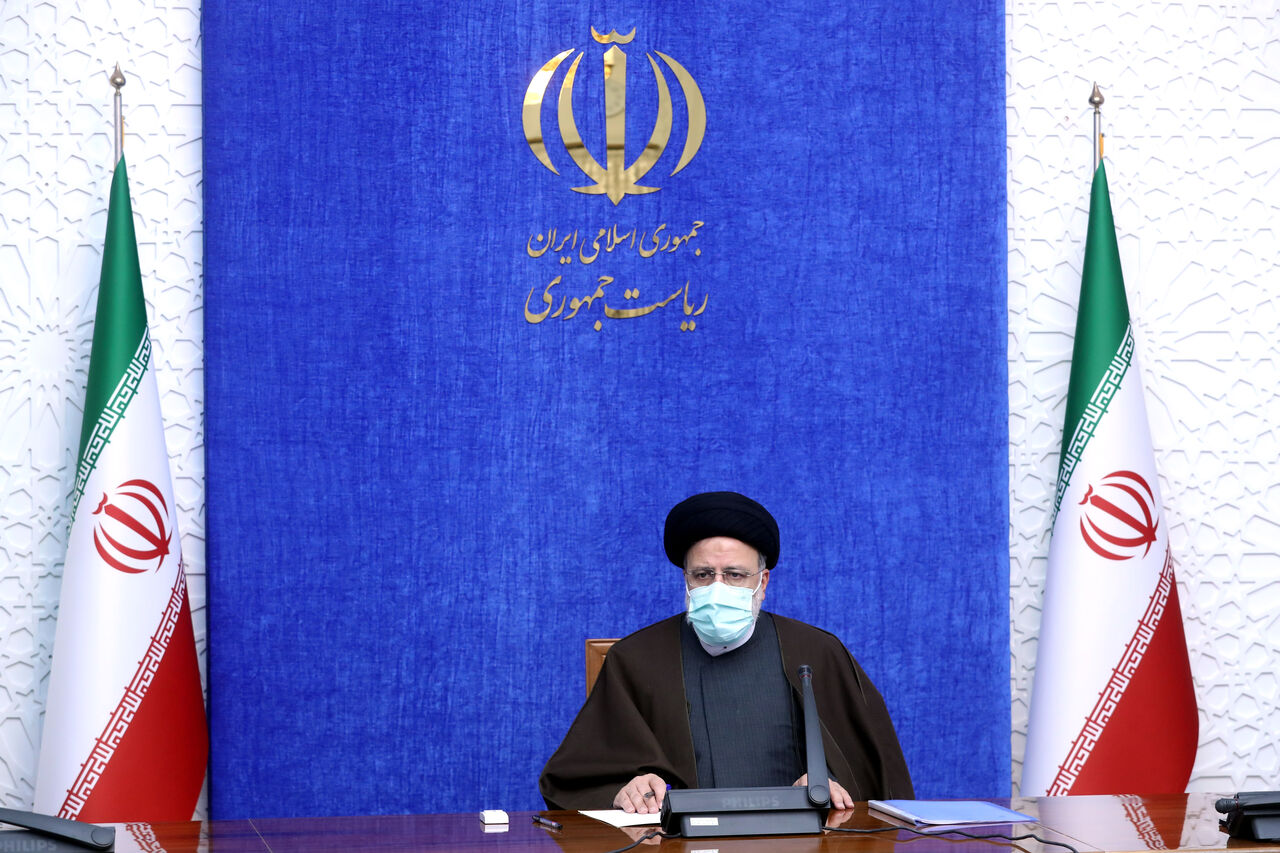 فرمان ايست به نقدينگي
