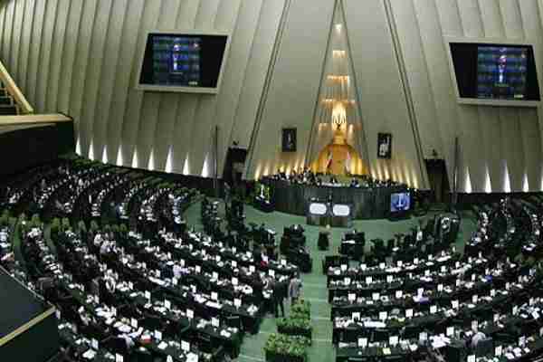بلاتکلیفی مجلس در نظارت بر دولت