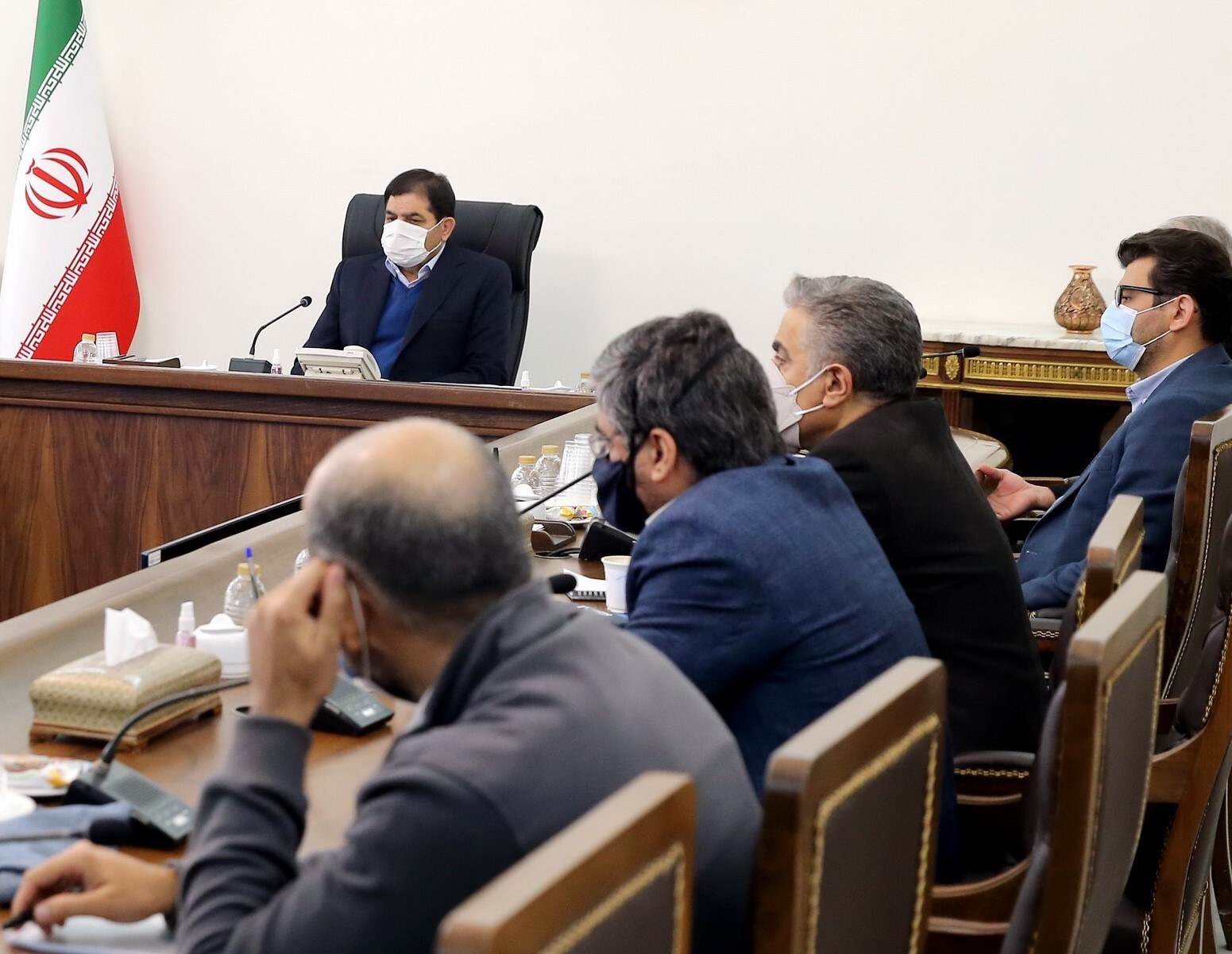 مخبر: بورس باید یکی از امن‌ترین بخش‌های سرمایه‌گذاری باشد