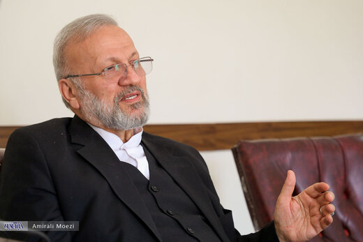 پاسخ عجیب منوچهر متکی پس از شنیدن نام احمدی نژاد پاسخ عجیب منوچهر متکی پس از شنیدن نام احمدی نژاد