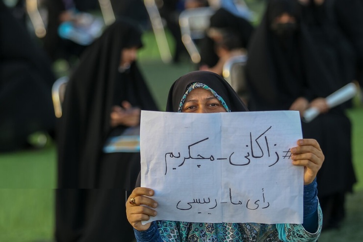 اختلاف بین اصولگرایان بر سر ماندن یا انصراف نامزدها به نفع رئیسی؛ همه می‌مانند؟!