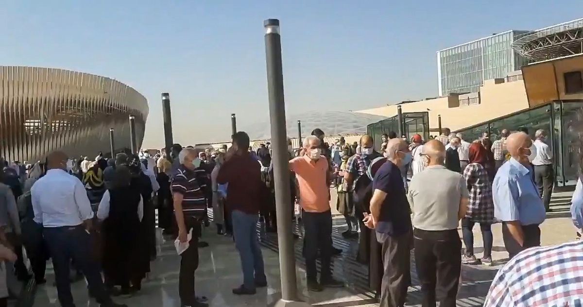 وضعیت عجیب واکسیناسیون در ایران