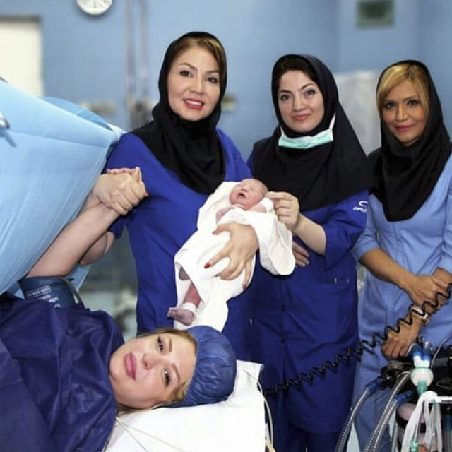 عکس حجاب دیده نشده از 3 خانم بازیگر معروف ! زایمان نیوشا ضیغمی