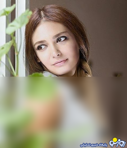 پشت پرده عکس های منشوری از لیندا کیانی