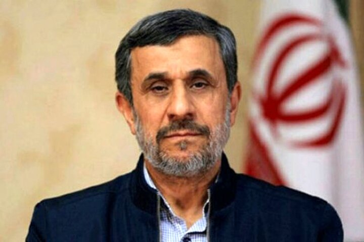کُمدین مجمع در انزوا