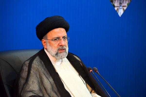 تذکر ۳۵ نماینده به رئیس‌جمهور درخصوص ضرورت جلوگیری از انتصابات فامیلی