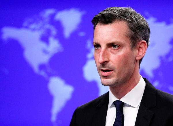 بازگشت متقابل به برجام همچنان ممکن است/ غیرمستقیم بودن مذاکرات، یکی از چالشهای فعلی است بازگشت متقابل به برجام همچنان ممکن است/ غیرمستقیم بودن مذاکرات، یکی از چالشهای فعلی است