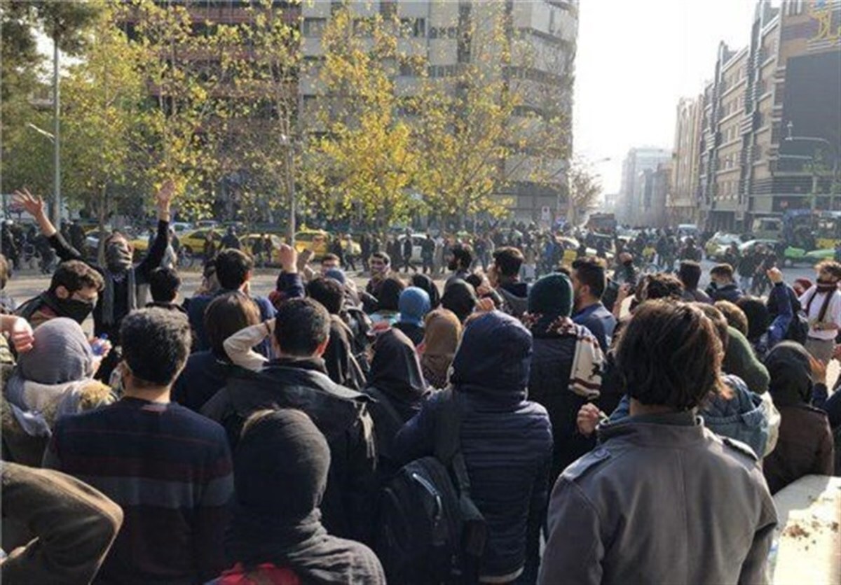 درخواست یک حقوقدان از دادستان درباره معترضان آسیب‌دیده با ساچمه
