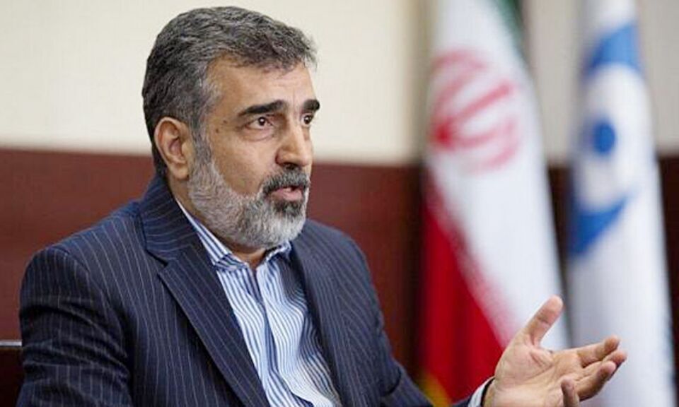 کمالوندی درباره ادعای بلومبرگ: وجود ذره یا ذراتی از اورانیوم با غنای بالای ۶۰ درصد در محل شیر برداشت محصول متداول است  تاکنون مبادرت به غنی سازی بالای ۶۰ درصد نکرده ایم