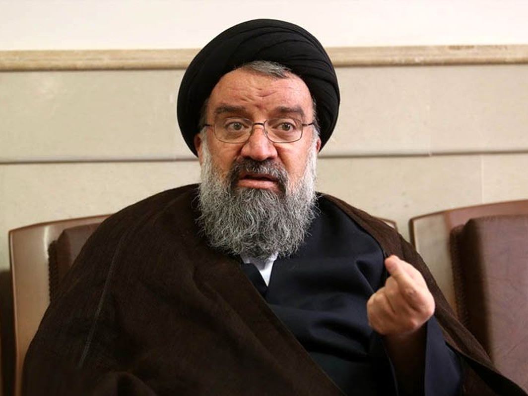 احمد خاتمی: برخی جریان ها دنبال القای ناامیدی مردم از نظام و حاکمیت هستند؛ والله این دروغ است / انکار نمی‌کنیم که در نظام ما نیز عده‌ای ناراضی هستند اما اکثریت مردم همین‌ها هستند که در راهپیمایی حاضر شده‌اند