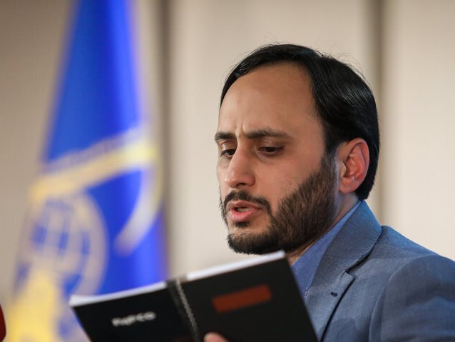 سخنگوی دولت: خرید و فروش خارج از مرکز مبادله و کارگزاری‌های رسمی در حکم قاچاق ارز و طلاست