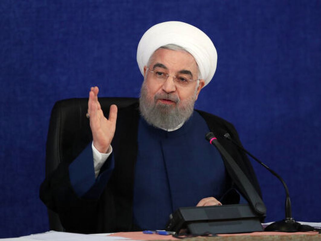 روحانی: هر کس برای خدا کار کند، حتی اگر مدت کوتاهی، تحت ظلم و ستم و فشار و اهانت باشد، خدا نام او را در تاریخ بلند نگه می‌دارد/ امام حسین حتی به دشمنانش هم فکر می‌کرد
