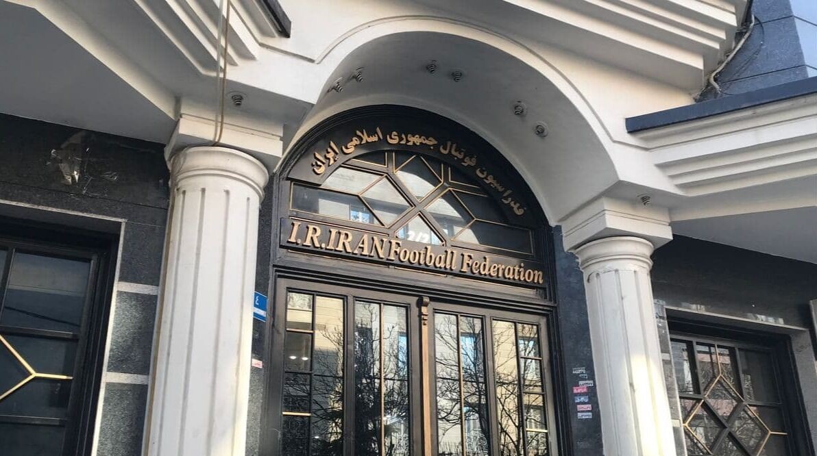 تصمیم عجیب فدراسیون ایران ؛ با اسکوچیچ یا بدون اسکوچیچ بازی می کنیم! تصمیم عجیب فدراسیون ایران ؛ با اسکوچیچ یا بدون اسکوچیچ بازی می کنیم!