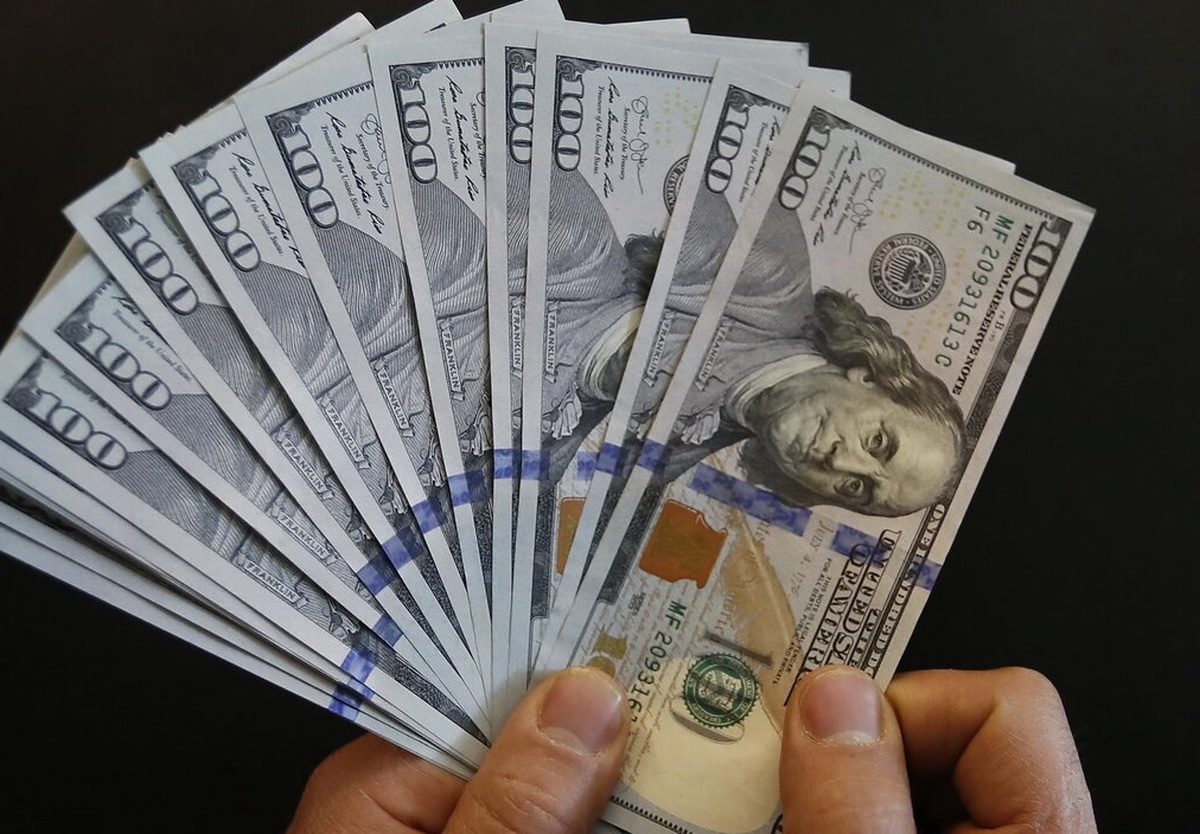 قیمت دلار در صرافی‌های بانکی، امروز ۲۷ مرداد ۱۴۰۱