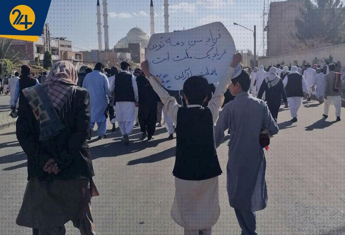 در اعتراضات زاهدان چه گذشت؟/ زنان بعد از نماز جمعه به خیابان آمدند