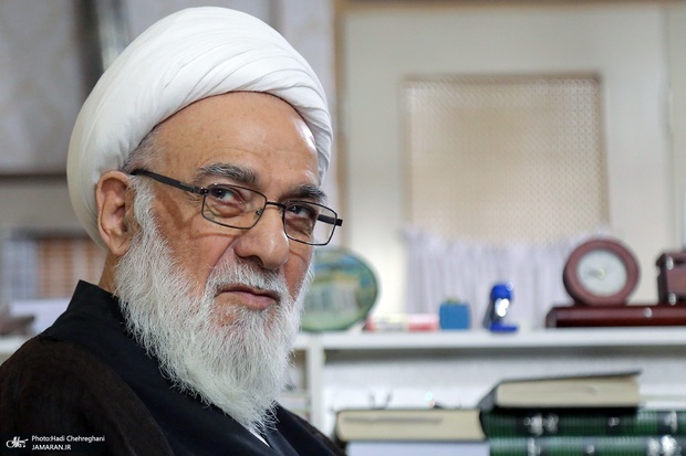 آیت الله گرامی: امام فرمودهاند بهتر است متناسب با جرم فرد، مجازات تعیین شود؛ فرد محارب چنانچه آدمی را نکشته یقیناً حکم اعدام ندارد/ مراجع باید طرف حقیقت و عدالت باشند؛ اگر حس کردند حقوق مردم تضییع میشود باید به نفع مردم و در انتقاد از دولتها سخن بگویند آیت الله گرامی: امام فرمودهاند بهتر است متناسب با جرم فرد، مجازات تعیین شود؛ فرد محارب چنانچه آدمی را نکشته یقیناً حکم اعدام ندارد/ مراجع باید طرف حقیقت و عدالت باشند؛ اگر حس کردند حقوق مردم تضییع میشود باید به نفع مردم و در انتقاد از دولتها سخن بگویند