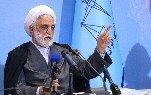 اخبار کذبی پیرامون یک پرونده‌ قضایی یا یک حکم صادره با هدف فضاسازی و ایجاد ذهنیت غلط در مردم منتشر می‌شود / قضات به اختلاف‌نظرهایی که در برخی مسائل وجود دارد توجه نداشته باشند / طبق شرع و قانون به وظیفه خود عمل کنند