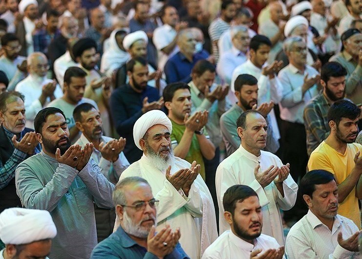 ستاد برگزاری نماز عید فطر: اگر فردا عید باشد نماز جمعه برگزار نمی‌شود
