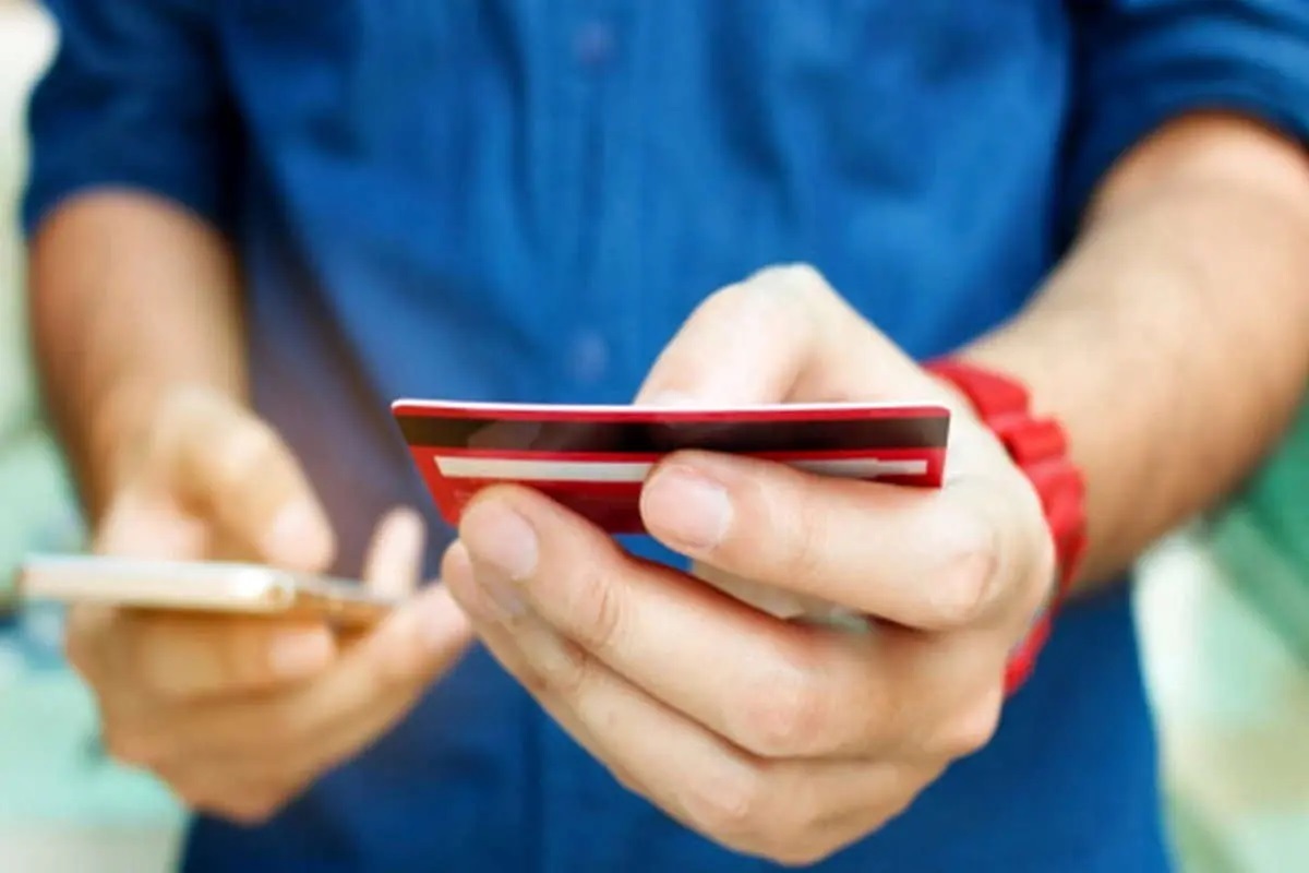 مقام وزارت اقتصاد میگوید تراکنشهای بالای یک میلیارد تومان در ماه و بیش از ۲۰۰ تراکنش در حسابهای شخصی، تجاری محسوب میشود / این افراد باید برای تشکیل پرونده مالیاتی قطعا اقدام کنند مقام وزارت اقتصاد میگوید تراکنشهای بالای یک میلیارد تومان در ماه و بیش از ۲۰۰ تراکنش در حسابهای شخصی، تجاری محسوب میشود / این افراد باید برای تشکیل پرونده مالیاتی قطعا اقدام کنند