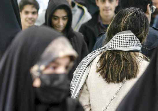 محرومیت بانوان بی‌حجاب از خدمات شهری غیر‌قانونی است