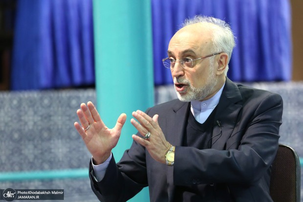 علی اکبر صالحی: برجام در بُعد فنی توانست خوب عمل کند؛ در بُعد اقتصادی هم امیدواریم دوباره برگردد/ نه تنها چیزی از صنعت هستهای کم نشد، بلکه با هوشمندی فراوان توانستیم ره صد ساله را یکشبه طی کنیم علی اکبر صالحی: برجام در بُعد فنی توانست خوب عمل کند؛ در بُعد اقتصادی هم امیدواریم دوباره برگردد/ نه تنها چیزی از صنعت هستهای کم نشد، بلکه با هوشمندی فراوان توانستیم ره صد ساله را یکشبه طی کنیم