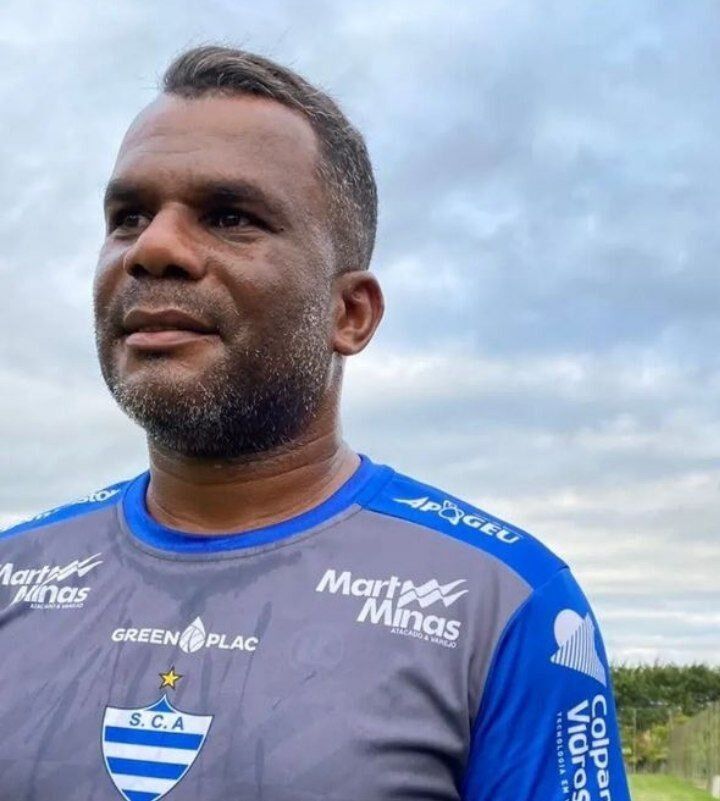 تصویر باورنکردنی از ستاره خارجی سابق پرسپولیس تصویر باورنکردنی از ستاره خارجی سابق پرسپولیس