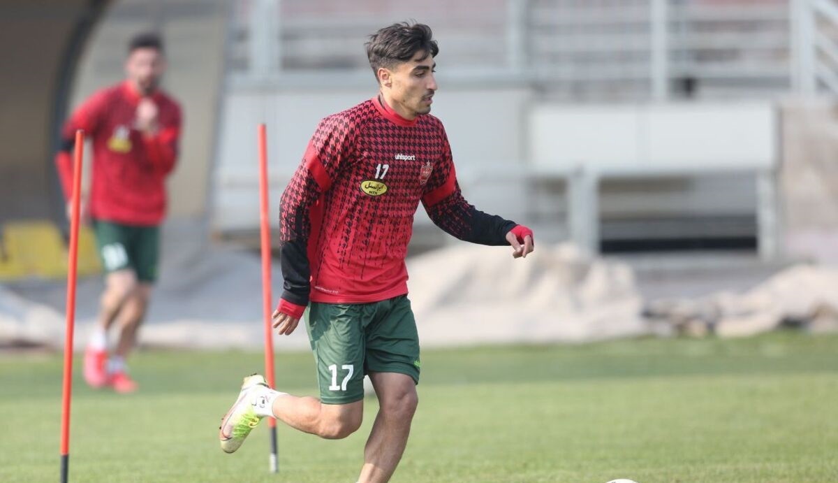 ستاره نفت مسجدسلیمان در یک قدمی پرسپولیسی شدن ستاره نفت مسجدسلیمان در یک قدمی پرسپولیسی شدن