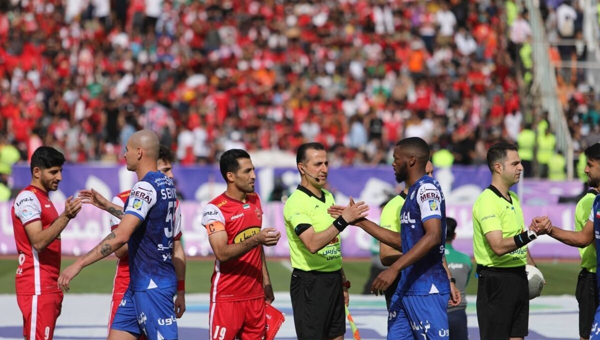 تصمیم عجیب وزیر ورزش برای بازی استقلال و پرسپولیس تصمیم عجیب وزیر ورزش برای بازی استقلال و پرسپولیس