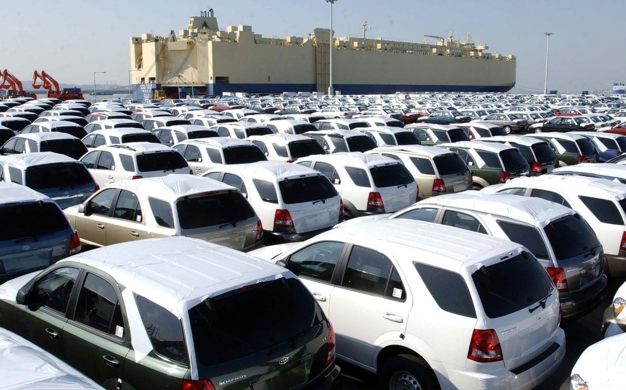 ماجرای واژگونی نخستین محموله خودروهای وارداتی