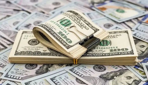 5 پیش بینی از قیمت دلار/ جامپ دلار در راه است؟