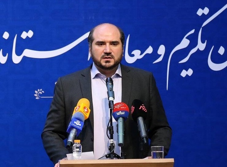 در مورد معاون سیاسی وزیر کشور، دولت خیلی حرف دارد ولی به خاطر آرامش کشور سکوت کرده / برنامه‌ریزی کرده بودند اتفاقی شبیه یکشنبه سیاه رخ دهد / حاکمیت دوگانه پیش از این به کشور ضربه زده اما این دولت خود را سرباز ولایت می‌داند / ما در دولت مصلحت کلان کشور را در نظر می‌گیریم؛ وارد بازی‌های سیاسی نمی‌شویم