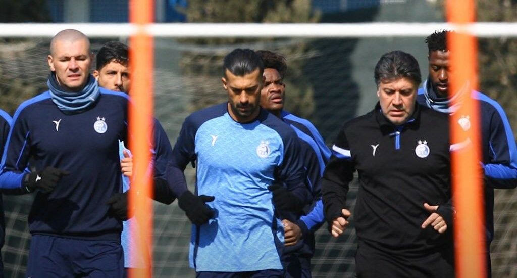 بازگشت مدافع استقلال به تمرینات؛ همبازی حجازی در کمپ حجازی بازگشت مدافع استقلال به تمرینات؛ همبازی حجازی در کمپ حجازی