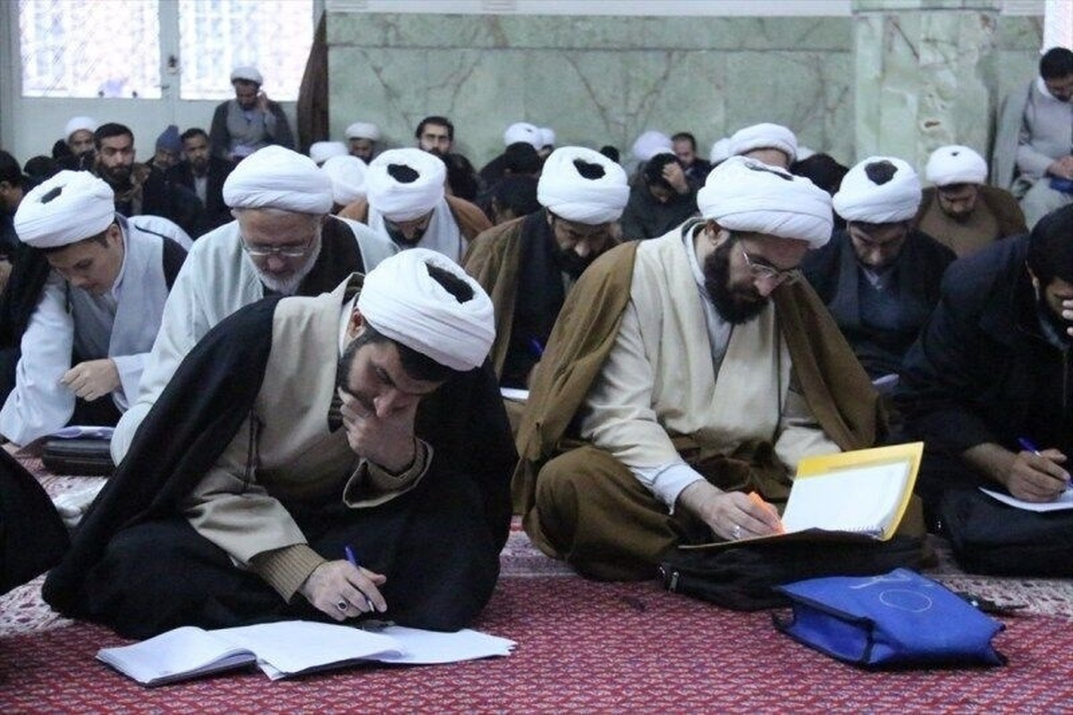 انتقاد از بودجه دولتی برای حوزه‌های علمیه
