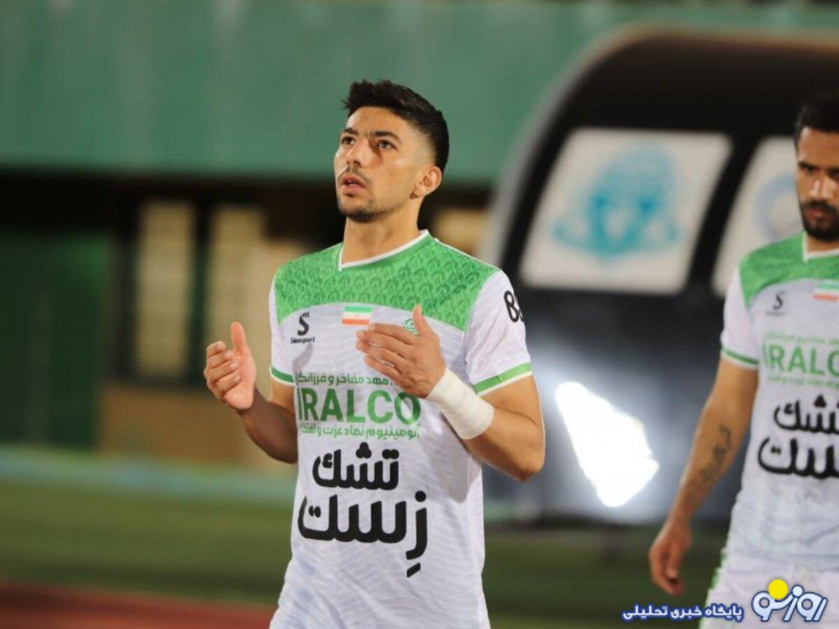 خرید بعدی پرسپولیس لو رفت / استقلال و سپاهان با من مذاکره کردند اما پرسپولیسی هستم