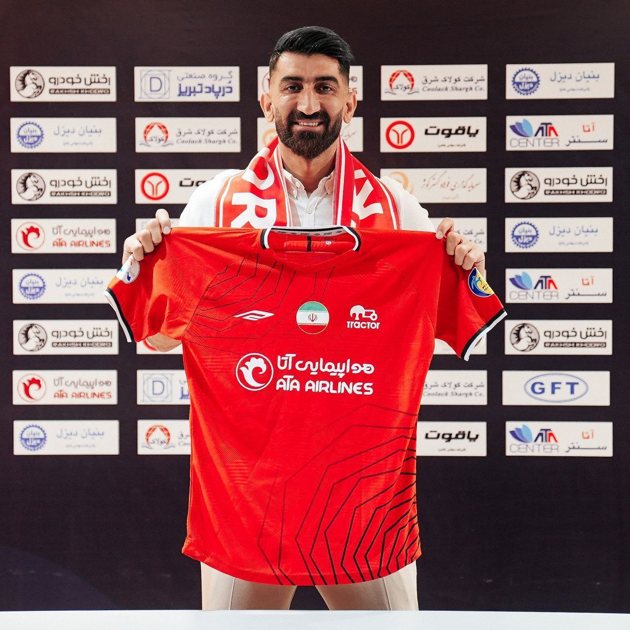 اولین تصویر رسمی از بیرانوند با پیراهن تراکتور