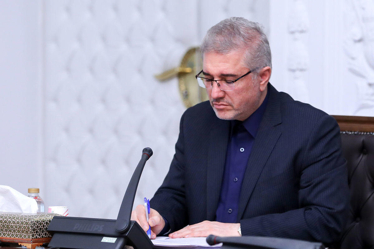 خبر مهم رئیس سازمان برنامه و بودجه برای گندمکاران