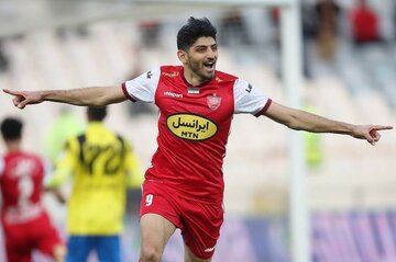 مهدی ترابی به تراکتور پیوست مهدی ترابی به تراکتور پیوست