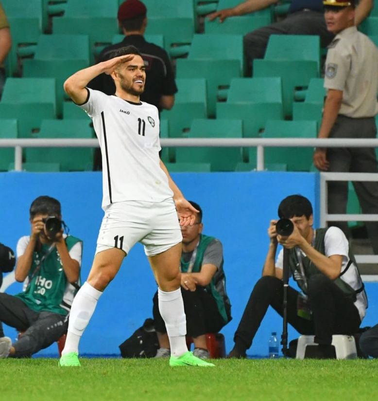 ستاره خارجی پرسپولیس در راه پاریس!