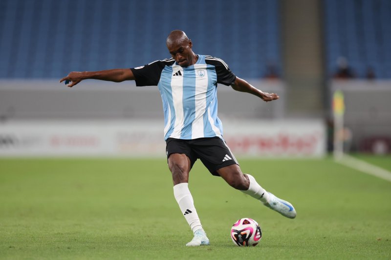 عبدالکریم حسن علیه 3 امتیاز تیم جدید!(عکس) عبدالکریم حسن علیه 3 امتیاز تیم جدید!(عکس)