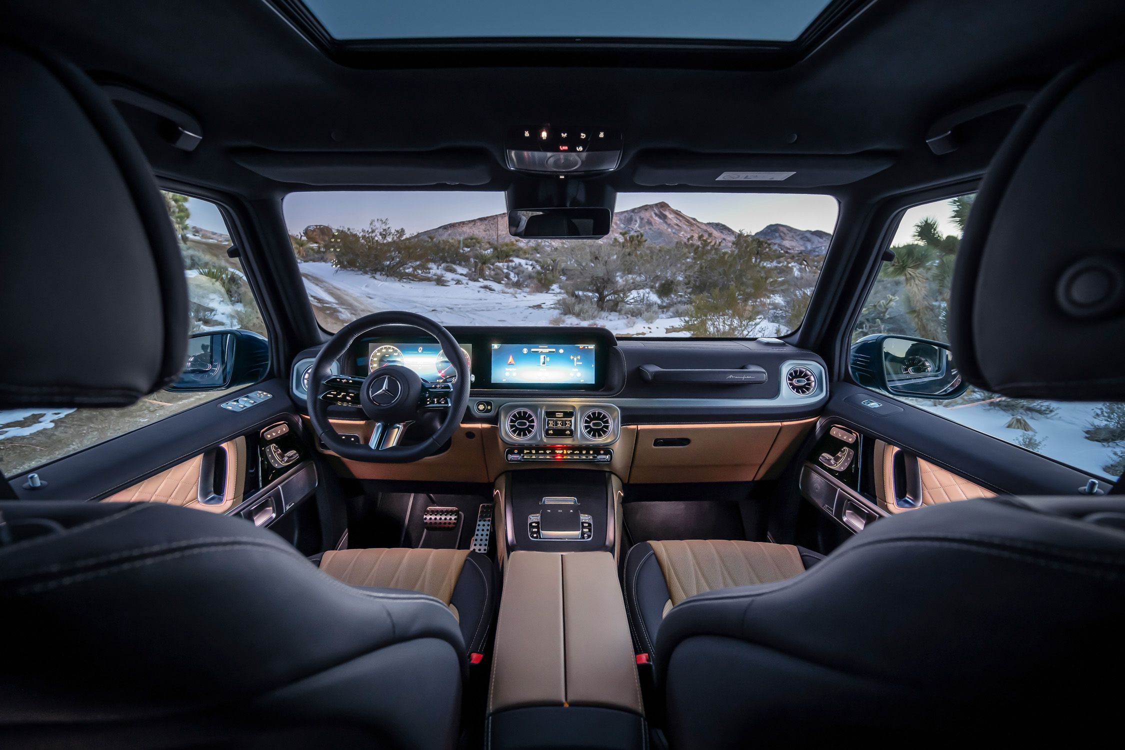 2025-mercedes-benz-g550-interior-102-6601c505dc8fb