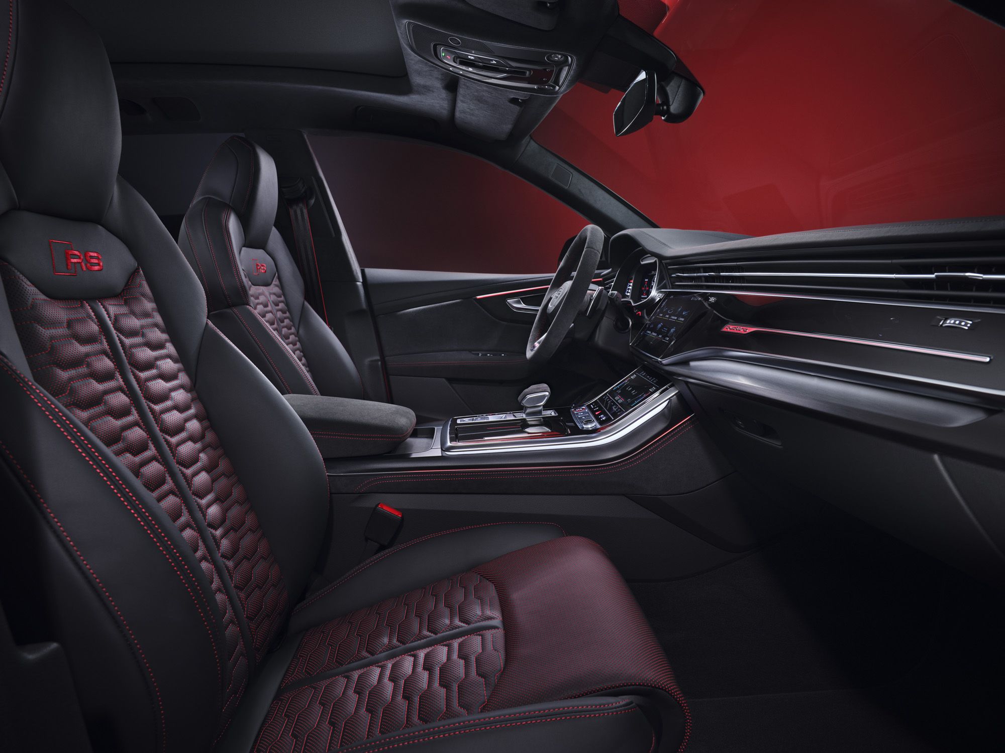 2025-audi-rs-q8-162-6679bc781e90b